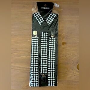 NIP Black and White Checkered Suspenders and Bow Tie Set